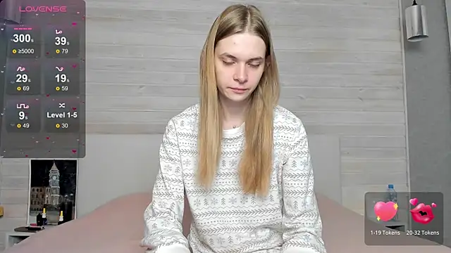 Snapshot of molly_hunt_ chatting on 01-29-25, 03:44 molly hunt online show from 01-29-25, 03:44