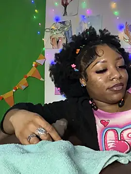 Snapshot of Kayyummy98 chatting on 12-13-24, 09:24 Kayyummy98 online show from 12-13-24, 09:24