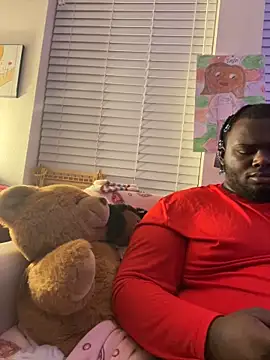 Snapshot of Kayyummy98 chatting on 12-17-25, 09:03 Kayyummy98 online show from 12-17-25, 09:03