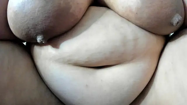 Snapshot of Alondra_zaaens chatting on 03-21-25, 12:40 Alondra zaaens online show from 03-21-25, 12:40