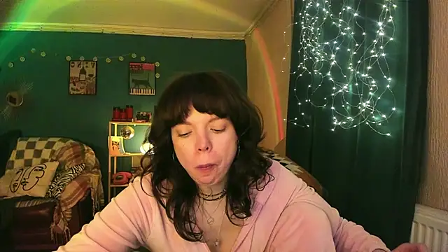 ClancyMorissey online show from 03-10-26, 06:34