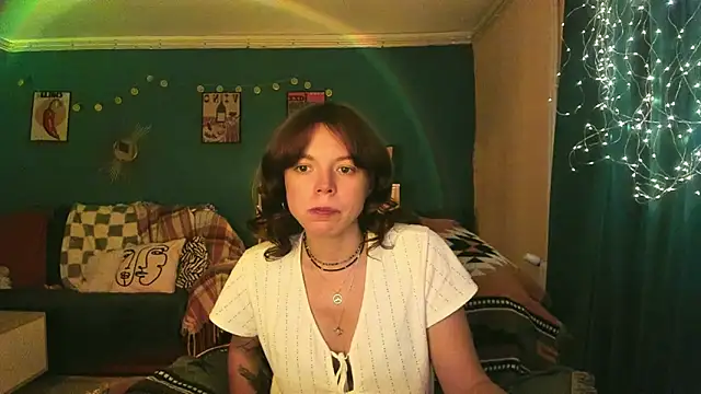 Snapshot of ClancyMorissey chatting on 06-18-26, 05:40 ClancyMorissey online show from 06-18-26, 05:40