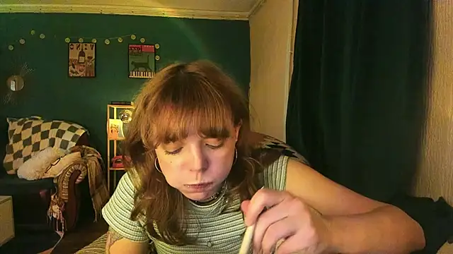 Snapshot of ClancyMorissey chatting on 10-10-25, 06:31 ClancyMorissey online show from 10-10-25, 06:31