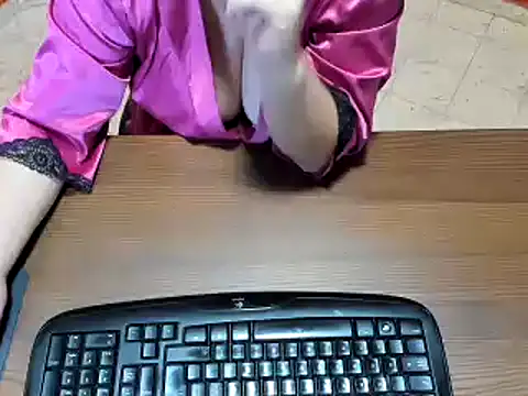 NikkiHolland online show from 02-02-25, 08:45