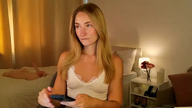 bella  rose online show from 05-11-26, 12:06
