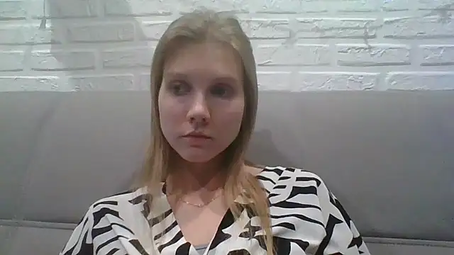 MaryMiton online show from 10-19-25, 01:03