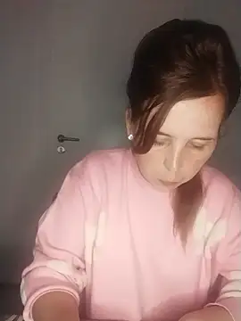 Snapshot of loveis007 chatting on 09-24-25, 08:37 loveis007 online show from 09-24-25, 08:37