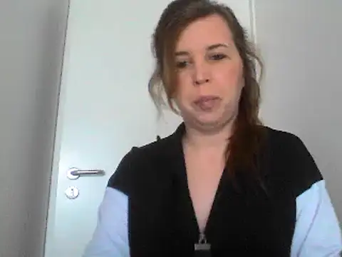 Snapshot of loveis007 chatting on 02-26-25, 12:16 loveis007 online show from 02-26-25, 12:16