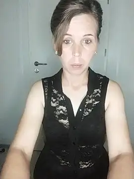 Snapshot of loveis007 chatting on 09-15-25, 07:14 loveis007 online show from 09-15-25, 07:14