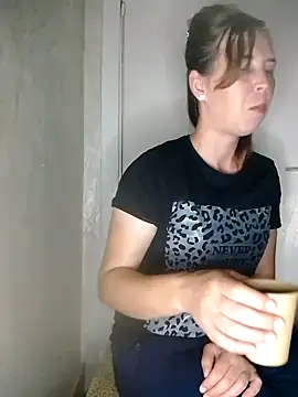 Snapshot of loveis007 chatting on 09-08-25, 07:24 loveis007 online show from 09-08-25, 07:24