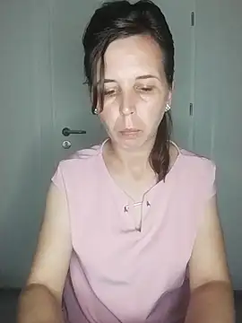 Snapshot of loveis007 chatting on 09-23-25, 07:43 loveis007 online show from 09-23-25, 07:43