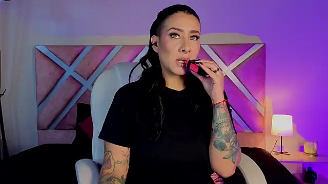  kelly hous36 online show from 04-11-26, 01:15