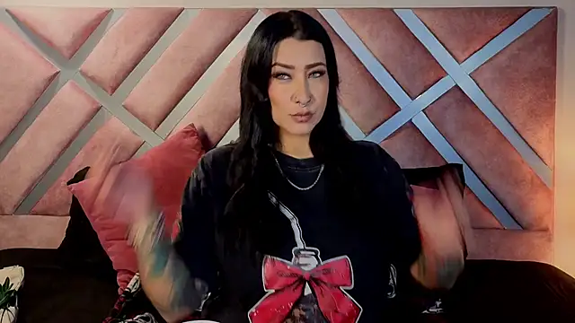  kelly hous36 online show from 04-15-26, 12:53