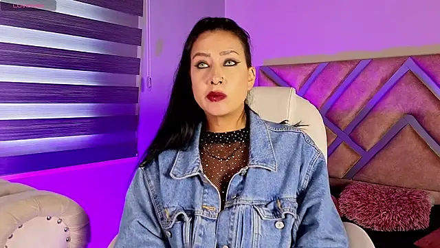  kelly hous36 online show from 02-21-25, 04:05