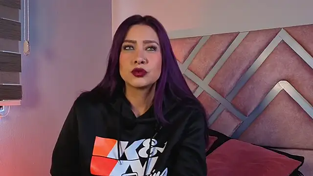  kelly hous36 online show from 11-05-25, 01:03