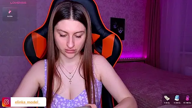 Snapshot of Elishka_ chatting on 06-26-26, 08:03 Elishka online show from 06-26-26, 08:03