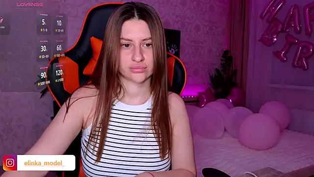 Snapshot of Elishka_ chatting on 07-26-26, 08:49 Elishka online show from 07-26-26, 08:49