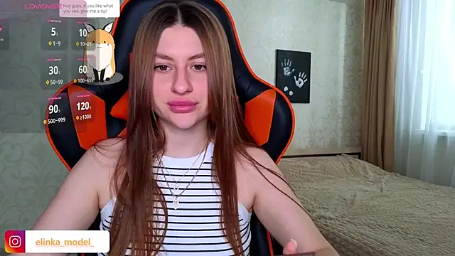 Snapshot of Elishka_ chatting on 06-26-26, 04:40 Elishka online show from 06-26-26, 04:40