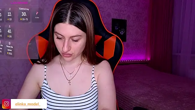 Snapshot of Elishka_ chatting on 06-20-26, 09:53 Elishka online show from 06-20-26, 09:53