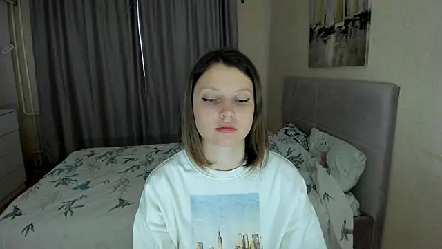 Snapshot of SoniNesti chatting on 09-27-25, 02:23 SoniNesti online show from 09-27-25, 02:23