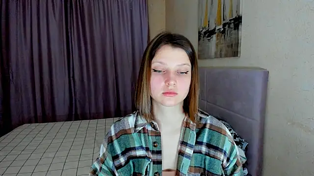 SoniNesti online show from 11-18-25, 02:53