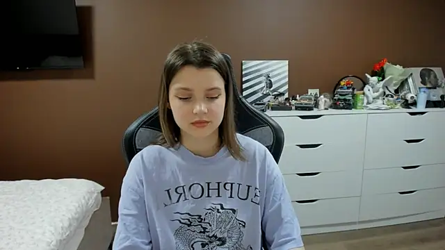 SoniNesti online show from 03-28-26, 03:24