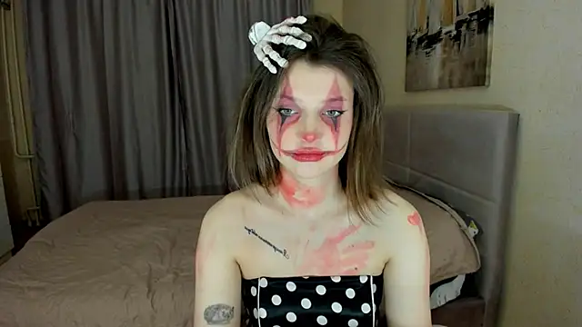 SoniNesti online show from 10-31-25, 02:46