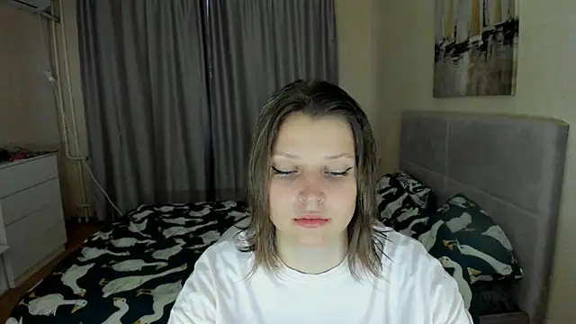Snapshot of SoniNesti chatting on 09-13-25, 03:01 SoniNesti online show from 09-13-25, 03:01
