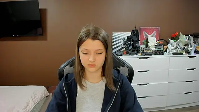SoniNesti online show from 05-27-26, 02:24