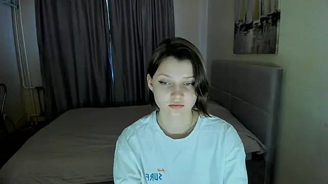 Snapshot of SoniNesti chatting on 03-07-25, 03:07 SoniNesti online show from 03-07-25, 03:07
