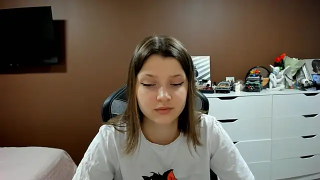 SoniNesti online show from 03-04-26, 03:09