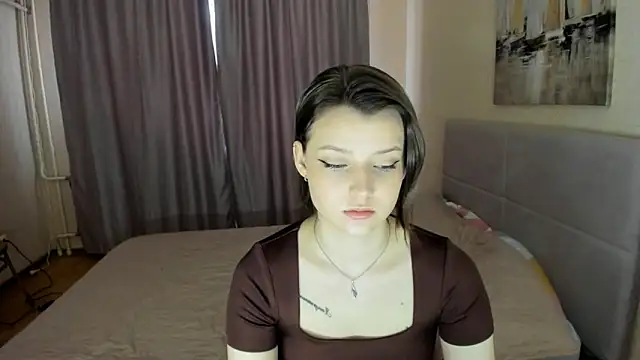 Snapshot of SoniNesti chatting on 03-18-25, 11:00 SoniNesti online show from 03-18-25, 11:00