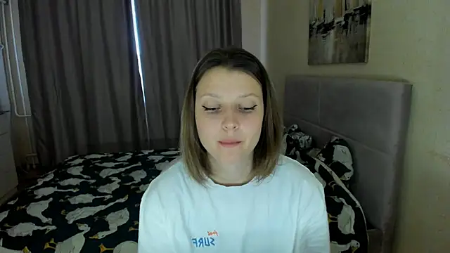 Snapshot of SoniNesti chatting on 09-09-25, 02:48 SoniNesti online show from 09-09-25, 02:48