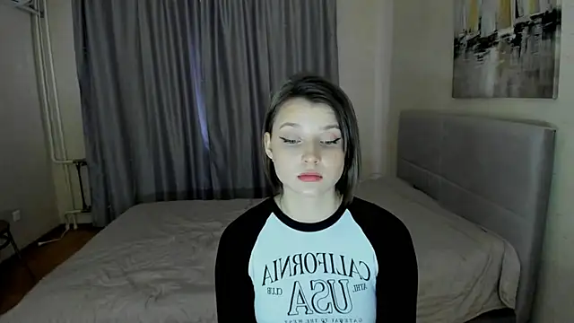 Snapshot of SoniNesti chatting on 03-12-25, 11:54 SoniNesti online show from 03-12-25, 11:54