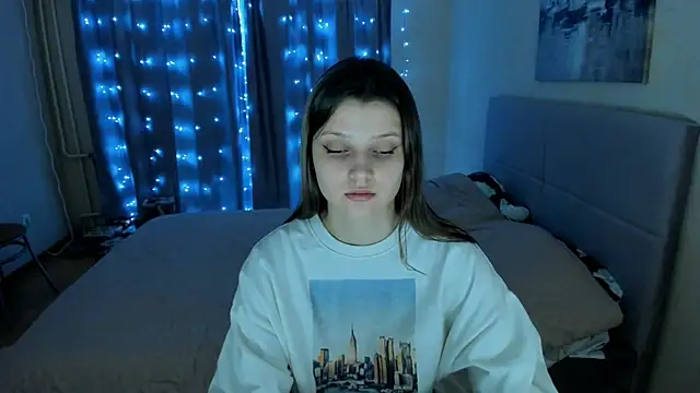 Snapshot of SoniNesti chatting on 02-15-25, 02:55 SoniNesti online show from 02-15-25, 02:55