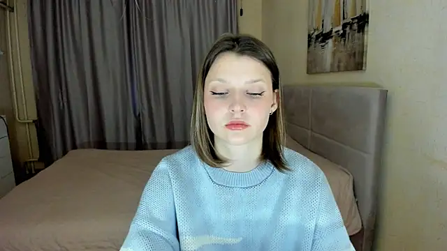 Snapshot of SoniNesti chatting on 10-17-25, 02:41 SoniNesti online show from 10-17-25, 02:41