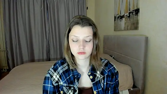Snapshot of SoniNesti chatting on 10-20-25, 02:28 SoniNesti online show from 10-20-25, 02:28