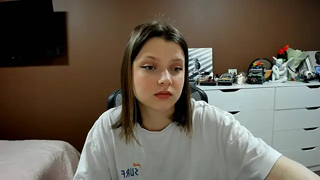 Snapshot of SoniNesti chatting on 03-03-26, 03:08 SoniNesti online show from 03-03-26, 03:08