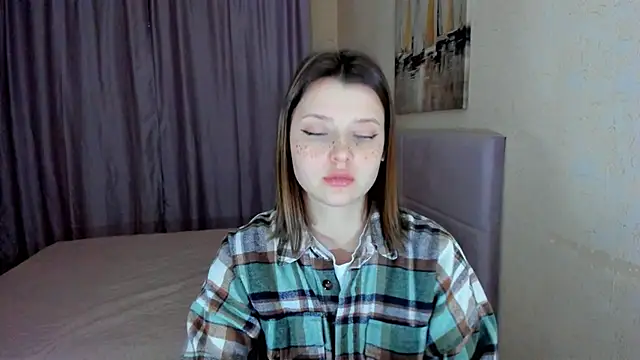 Snapshot of SoniNesti chatting on 02-14-26, 03:01 SoniNesti online show from 02-14-26, 03:01