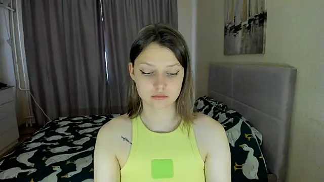 Snapshot of SoniNesti chatting on 09-10-25, 02:49 SoniNesti online show from 09-10-25, 02:49