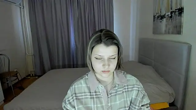 Snapshot of SoniNesti chatting on 02-26-25, 02:49 SoniNesti online show from 02-26-25, 02:49