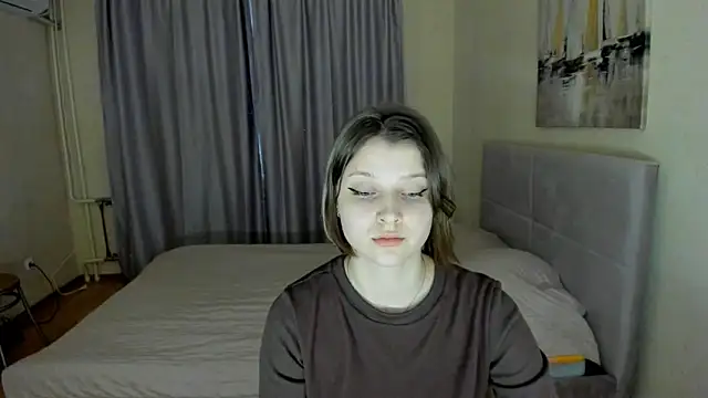 Snapshot of SoniNesti chatting on 03-06-25, 02:40 SoniNesti online show from 03-06-25, 02:40