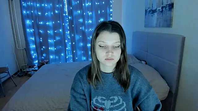 Snapshot of SoniNesti chatting on 02-14-25, 12:36 SoniNesti online show from 02-14-25, 12:36