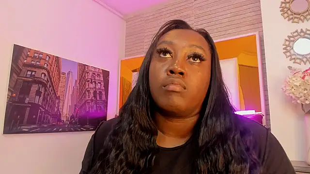 ShaniaBrownn online show from 11-28-25, 07:47