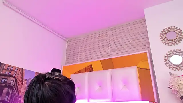 ShaniaBrownn online show from 01-14-26, 07:50