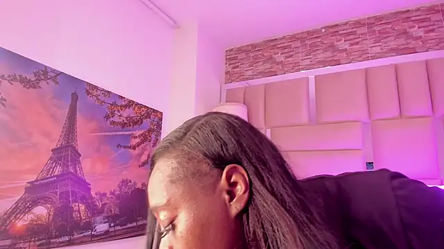 ShaniaBrownn online show from 02-23-26, 07:47