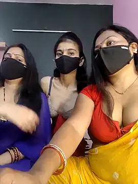 cutee  crazy online show from 03-13-26, 01:49