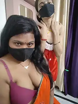 Snapshot of cutee__crazy chatting on 07-10-26, 02:17 cutee crazy online show from 07-10-26, 02:17