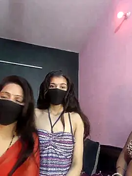 cutee  crazy online show from 02-12-26, 01:55