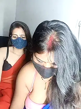Snapshot of cutee__crazy chatting on 09-26-25, 06:15 cutee  crazy online show from 09-26-25, 06:15